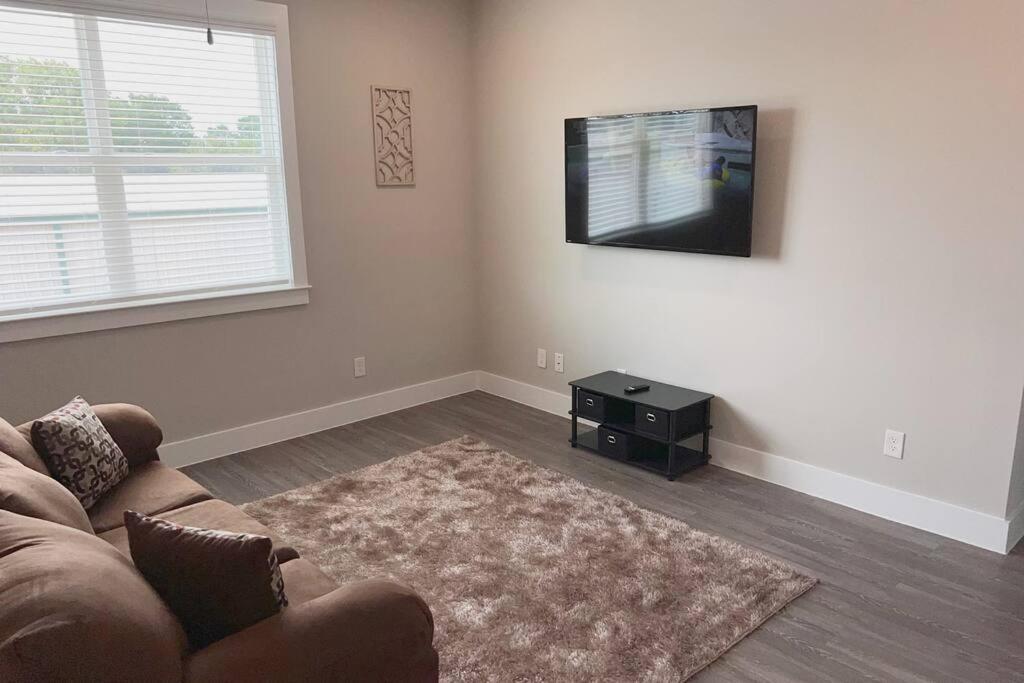 Welcome To Our Spacious 2-Bedroom 2-Bathroom Located In The City Of Houston, Texas! Exterior photo
